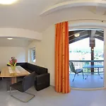 公寓 Karglhof 法克湖