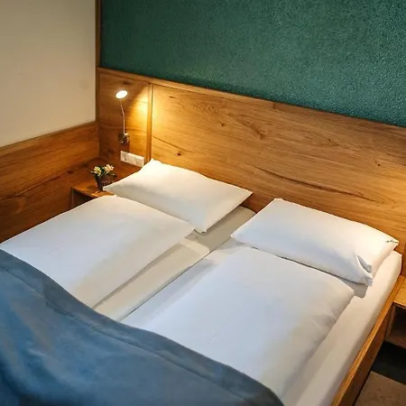 Karglhof * فاك ام سي