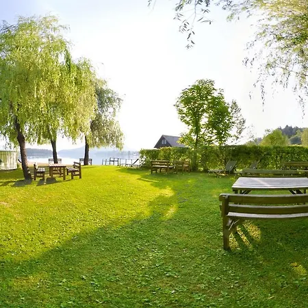 Karglhof Villa *