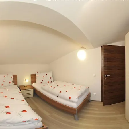 Karglhof Villa * Faak am See